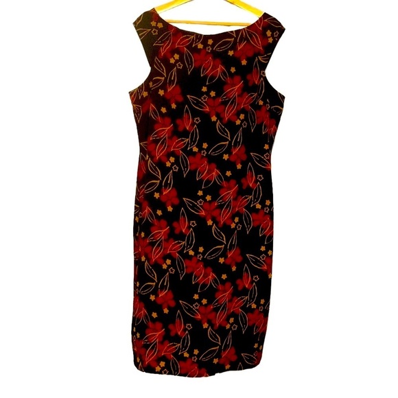 a wild thime Dresses & Skirts - Black & red flower print‎ sheath dress size 16